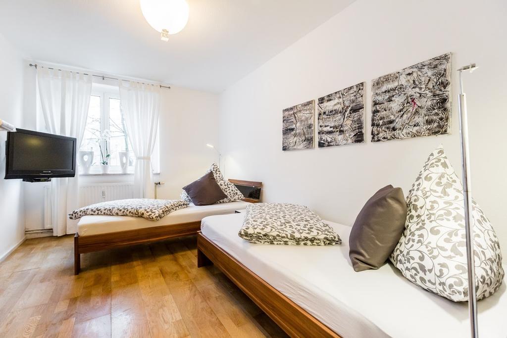 Ferien Und Messewohnug Apartment Koln Bagian luar foto